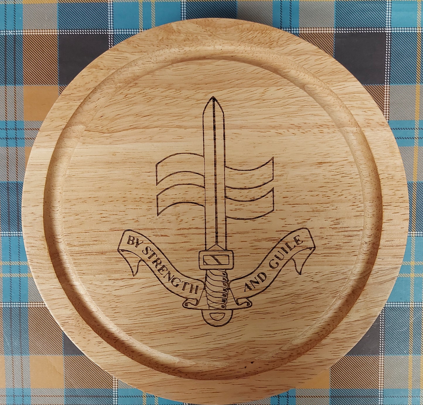Cheese Board with Knives – Laser Engraved Design