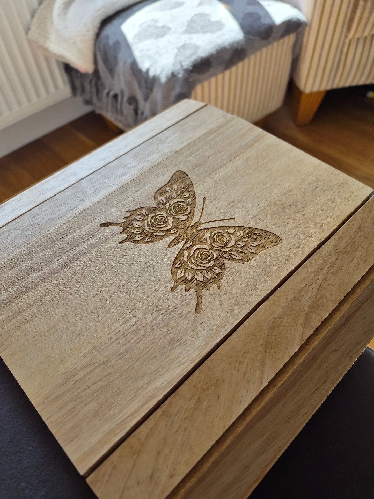 Fantastic Laser Engraved Sofa Arm Trays!